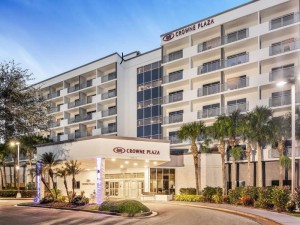  Vacation Hub International | Crowne Plaza Orlando - Lake Buena Vista Main