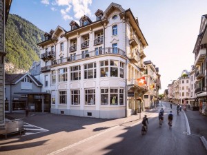  Vacation Hub International | The HEY HOTEL Main