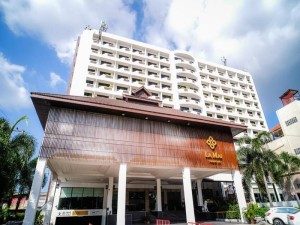  Vacation Hub International | La Mai Hotel Main