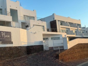  Vacation Hub International | Ana's Place Apartments Main