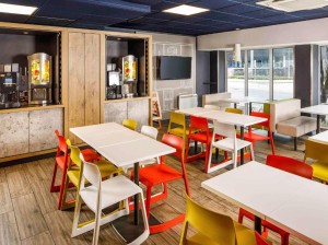  Vacation Hub International | ibis budget Cardiff Centre Main