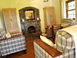  Vacation Hub International | Pear Tree Cottage-Underberg Main