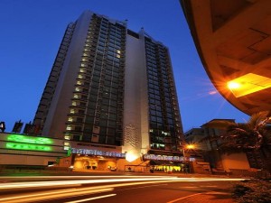  Vacation Hub International | Bishop Lei International House Main