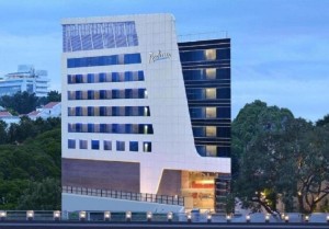  Vacation Hub International | Radisson Bengaluru City Center Main