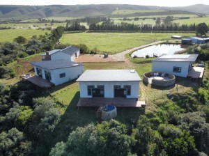  Vacation Hub International | House on the Hill Main