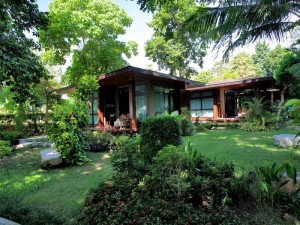  Vacation Hub International | AKIRA Lipe Resort Main