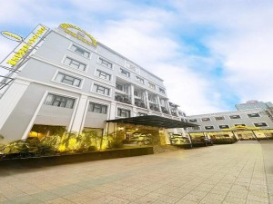  Vacation Hub International | Capital Garden Hotel - Vietnam Main