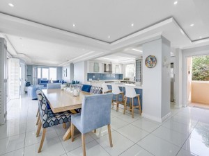  Vacation Hub International | Luxury Seaside Apartment Main