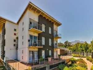  Vacation Hub International | WINK Aparthotel Quiver Tree Main