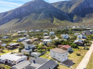  Vacation Hub International | 8 on Nivenia Main