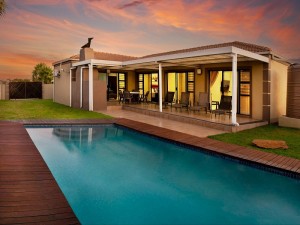  Vacation Hub International | B.R.O. Homes and Villas Main