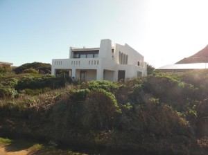 Vacation Hub International | Pondjiebotter Main