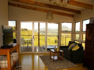  Vacation Hub International | Omega Luxury Mountain Retreat Clarens Main