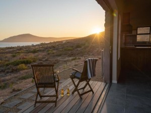  Vacation Hub International | The Shark Bay Villas Main