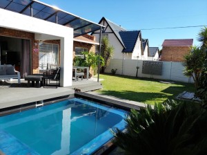  Vacation Hub International | Elegant Haven Main