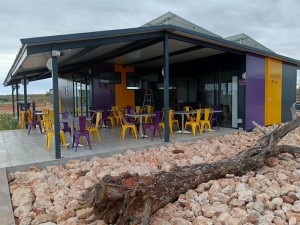  Vacation Hub International | SleepOver Upington Main