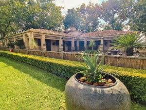  Vacation Hub International | Raintree Guest House Main