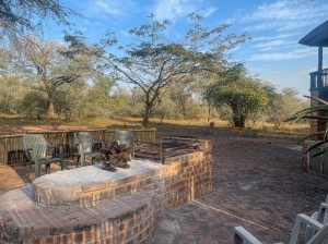  Vacation Hub International | Walking Tall Private Bush Retreat Main