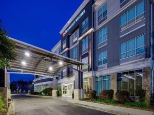  Vacation Hub International | Best Western Premier I-95 Savannah Airport/ Pooler West Main