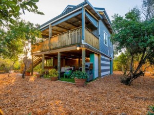  Vacation Hub International | Treedom Villas and Vardos Main