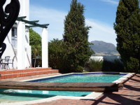  Vacation Hub International | Stellenbosch Lodge Room