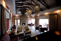  Vacation Hub International | Oxbow Country Estate Room