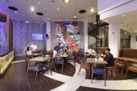  Vacation Hub International | Peermont Metcourt Suites Room