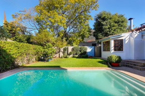 Vacation Hub International | Villa Garda Bed & Breakfast Room