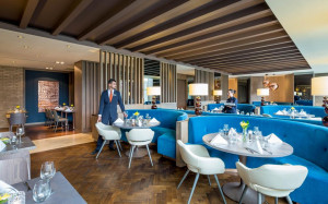  Vacation Hub International | Clayton Hotel Chiswick Room