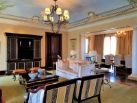  Vacation Hub International | The Palazzo Montecasino Room