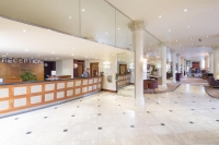  Vacation Hub International | Corus Hotel Hyde Park Room