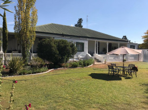  Vacation Hub International | Karoo Ouberg Lodge Room