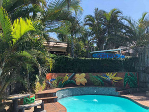  Vacation Hub International | Ansteys Beach Self Catering & Backpackers Room