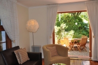  Vacation Hub International | Acorn House Room