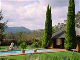  Vacation Hub International | Quiet Mountain Room
