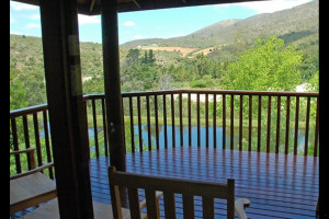  Vacation Hub International | Outeniqua Trout Lodge Room