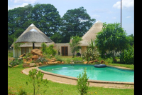 Vacation Hub International | Gina's Self Catering Chalets Room