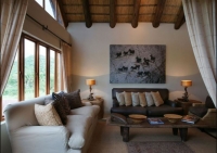  Vacation Hub International | Impodimo Game Lodge Room