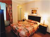  Vacation Hub International | Victoria Motel Room