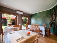  Vacation Hub International | Singa Lodge Room