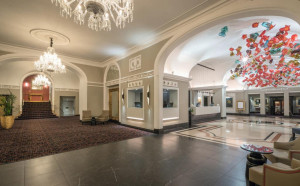  Vacation Hub International | Gresham Hotel Room