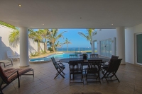  Vacation Hub International | Seashelles Room