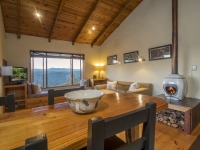  Vacation Hub International | Cliffhanger Cottages Room