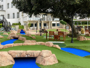  Vacation Hub International | Margate Beach Club Room