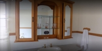  Vacation Hub International | Riverside Palms Bed And Breakfast Room
