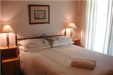  Vacation Hub International | Whittal Chalets Room