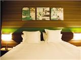  Vacation Hub International | Ormelune Room