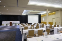  Vacation Hub International | Metro Points Hotel Room