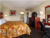 Vacation Hub International | Days Inn University Area Room