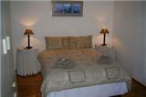  Vacation Hub International | Dempsey's Guest House Room